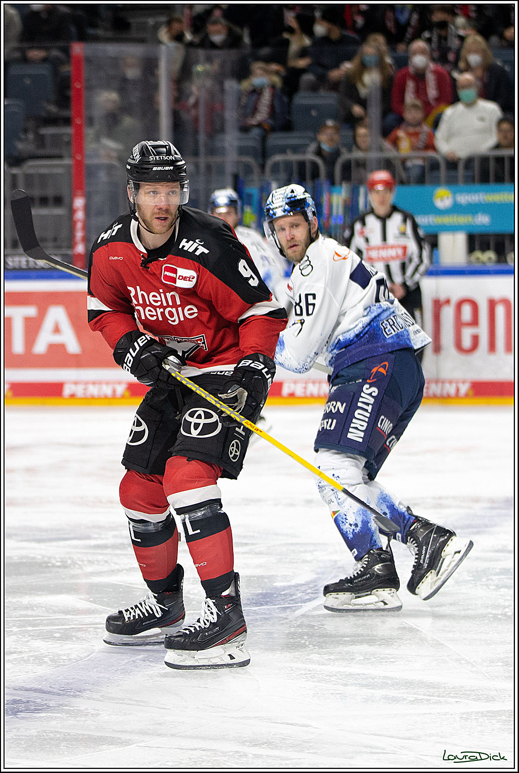 PENNY DEL; Koelner Haie- ERC Ingolstadt; Koeln, 19.12.2021